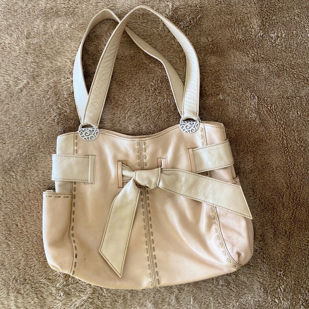 Brighton Cleo leather handbag with bow, Gold/Cream